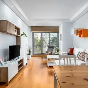 https://alaia-playa-mlaga-terraza-apartamento.1costadelsol.com