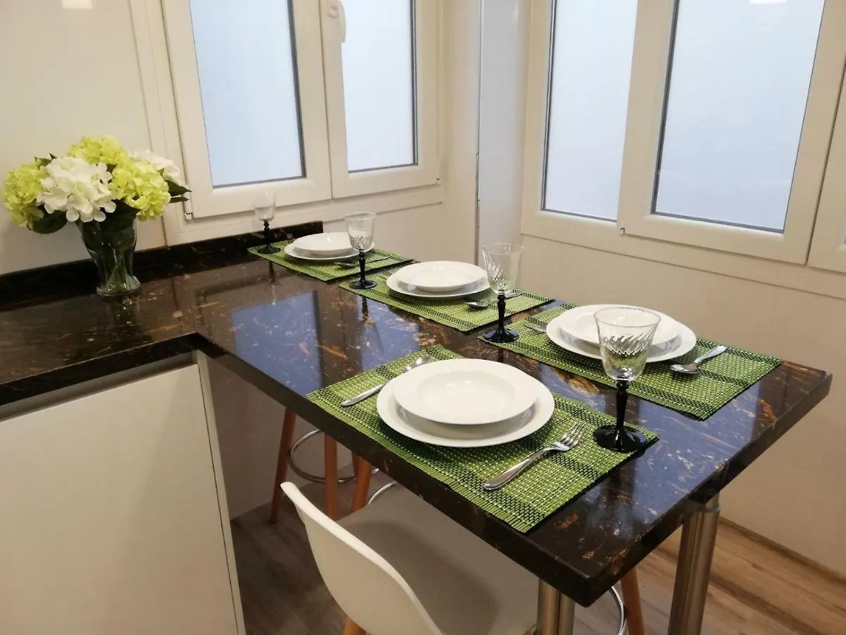 Apartamento Aurora Malaga Apartment